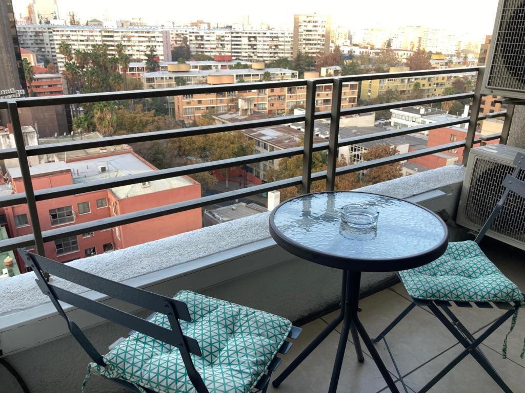 M-Montt Providencia Apartamentos Amoblados Santiago del Cile Esterno foto